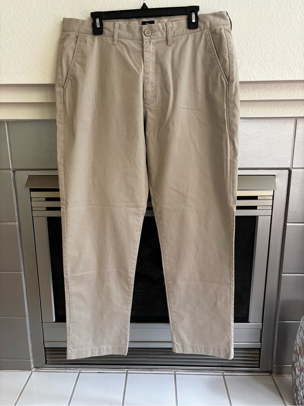 FLEX by J. CREW Men's Khaki Straight-Leg Chinos — Light Beige 35x32